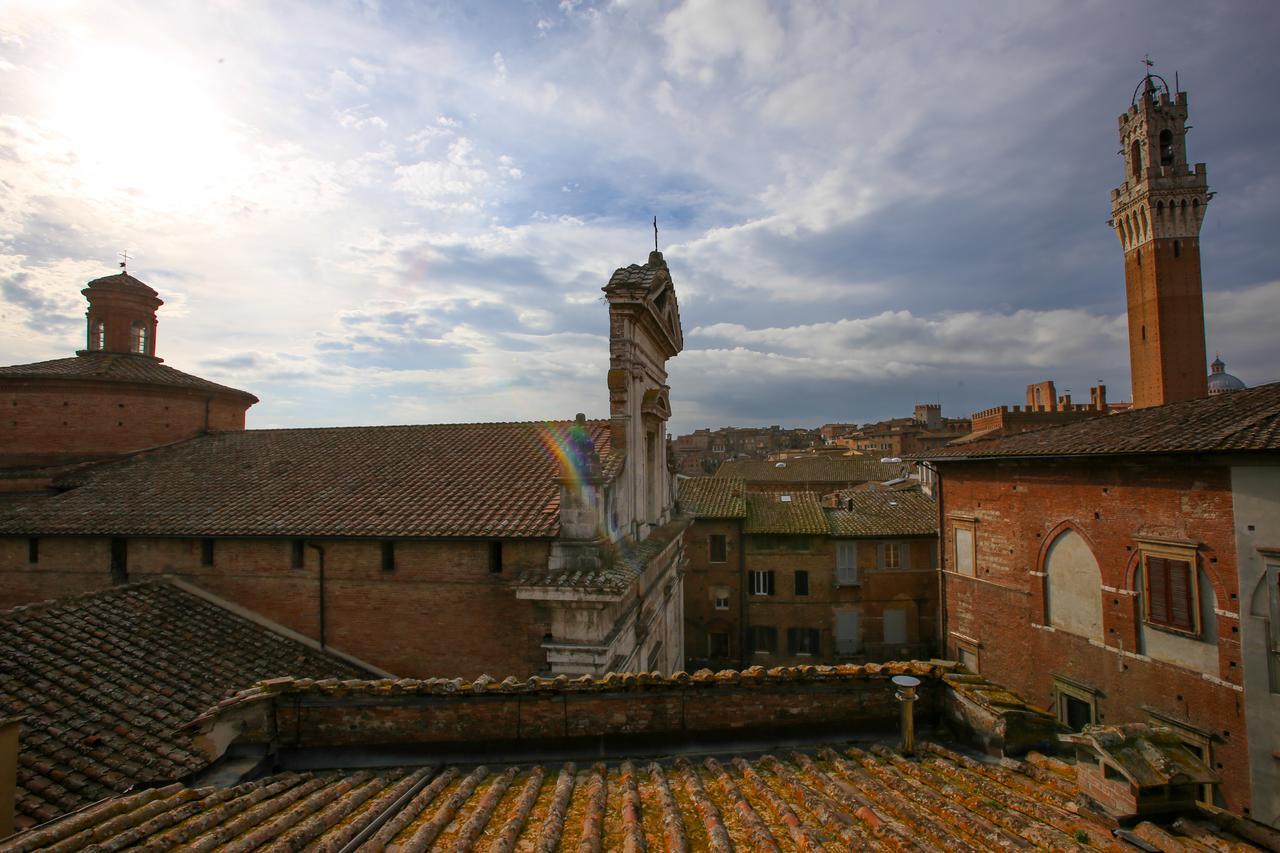 B&B Le Logge Luxury Rooms Siena Ngoại thất bức ảnh